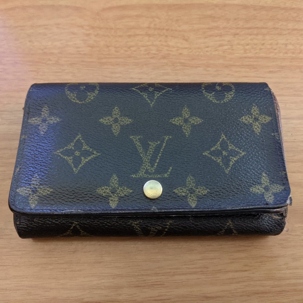 Louis Vuitton Wallet #168***